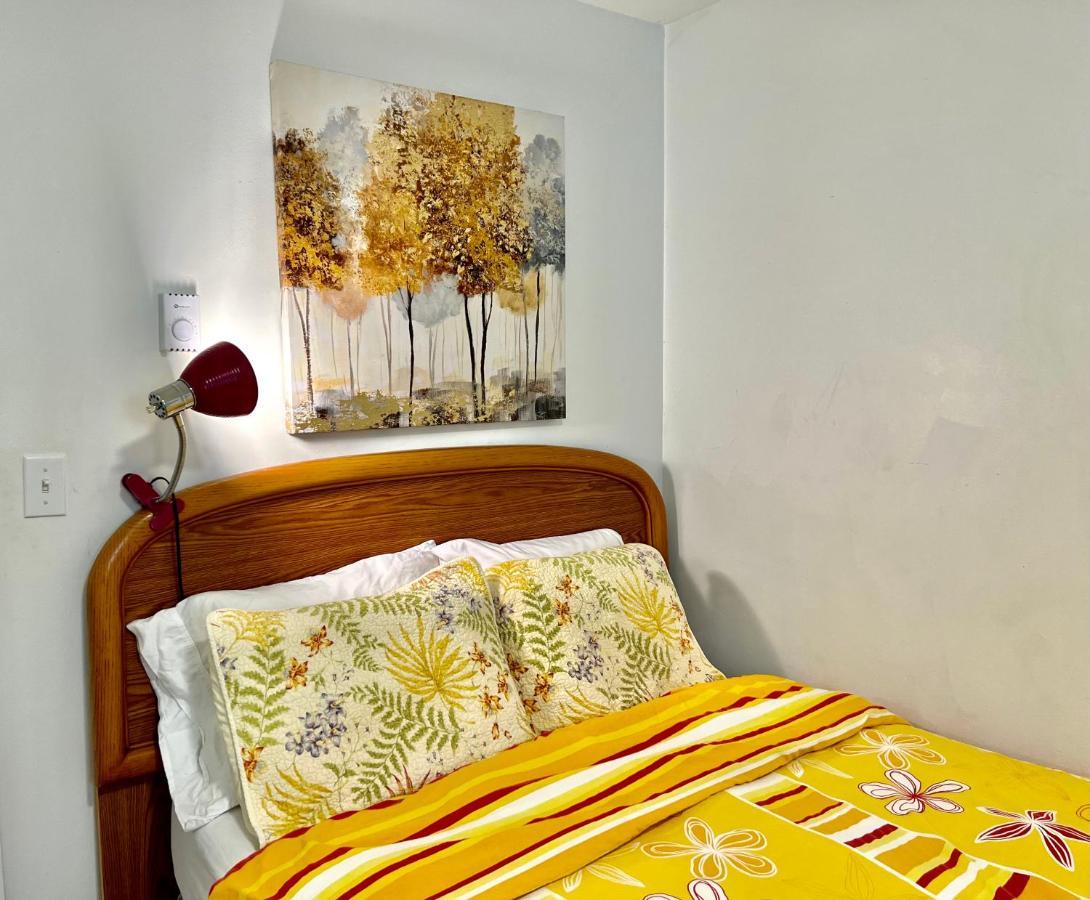 Micro Studio Apartment 10 Minutes Walk To University Of Washington Σιάτλ Εξωτερικό φωτογραφία