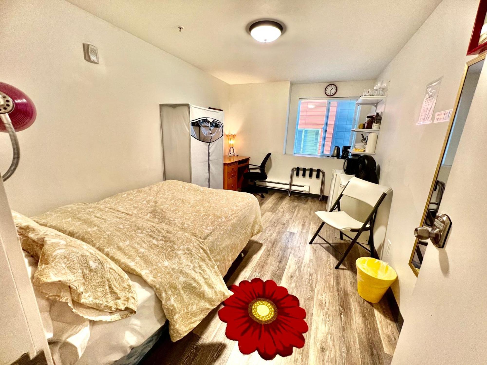 Micro Studio Apartment 10 Minutes Walk To University Of Washington Σιάτλ Εξωτερικό φωτογραφία